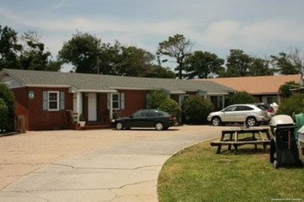CAPE PINES MOTEL (Buxton)